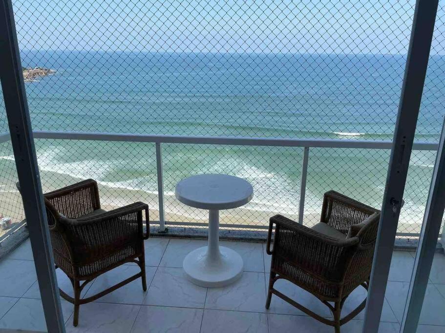 Hermoso Dpto Con Vista Frontal Al Mar Pitangueiras Гуаружа Экстерьер фото